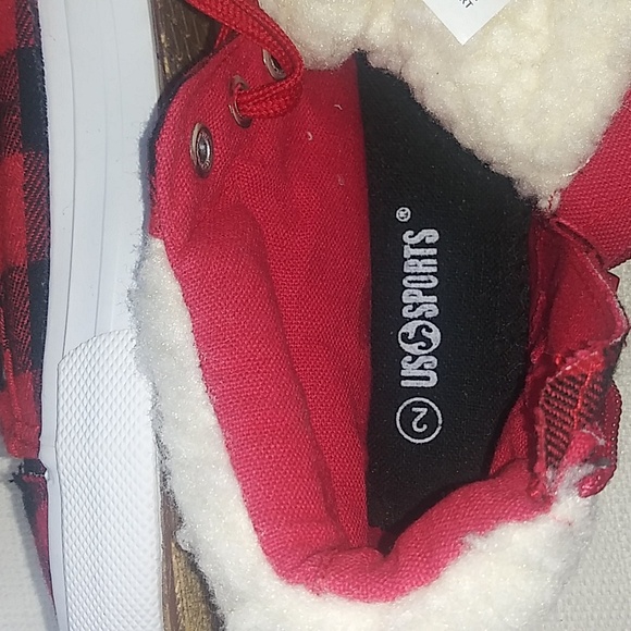 US Sports High-Top Sneakers - Picture 7 of 8